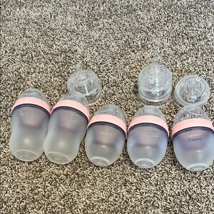 Comotomo Baby Bottles with Pink Accents